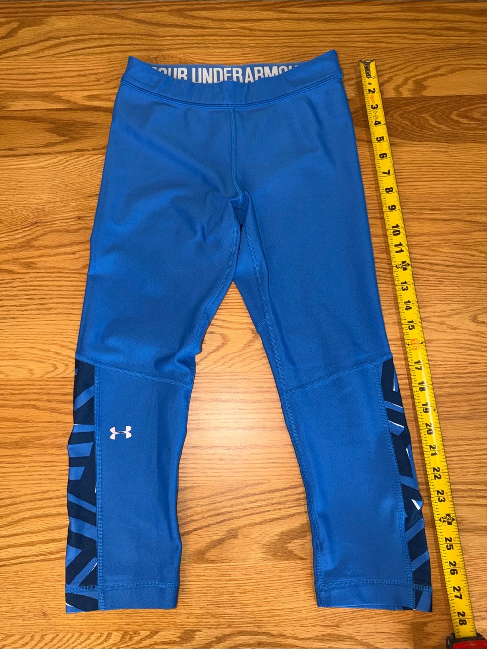 Under Armour’s Blue Athletic Leggings Small